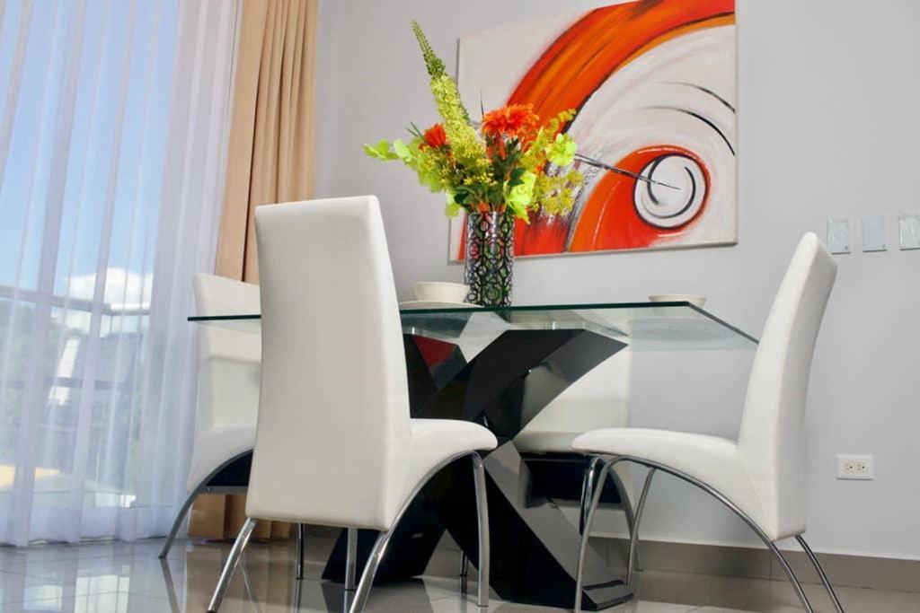 Lujoso Y Acogedor Condominio Ejecutivo/Familiar ซานเปโดร ซูลา ภายนอก รูปภาพ